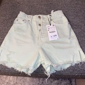 Zara jean shorts!